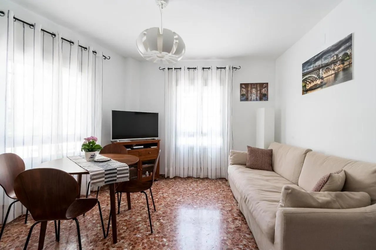 Anna - Triana Apartment Seville Spain